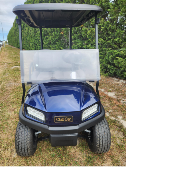 Club Car Tempo blue, Front view.