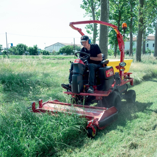 sr xpro with 130cm mulching deck